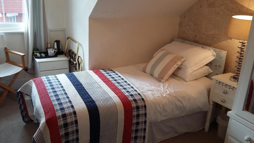 Cambridge House Guest House Eastbourne Room photo