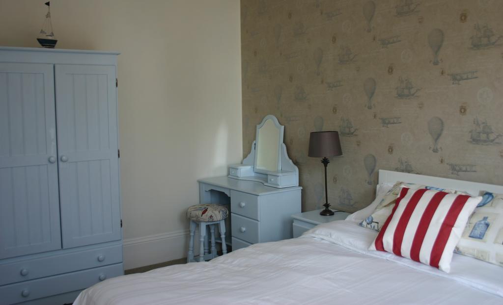Cambridge House Guest House Eastbourne Room photo